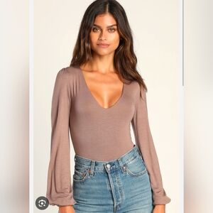 Lulu's Kaylene balloon sleeve body suit, XL.